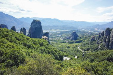 Meteora Manastırları, Teselya, Yunanistan 'ın Bahar Panoramik Manastırı
