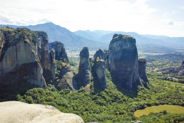 Meteora Manastırları, Teselya, Yunanistan 'ın Bahar Panoramik Manastırı
