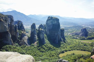 Meteora Manastırları, Teselya, Yunanistan 'ın Bahar Panoramik Manastırı