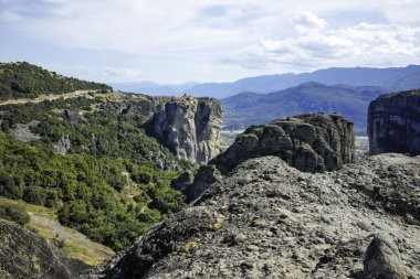 Meteora Manastırları, Teselya, Yunanistan 'ın Bahar Panoramik Manastırı