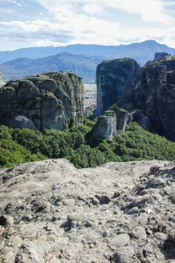Meteora Manastırları, Teselya, Yunanistan 'ın Bahar Panoramik Manastırı