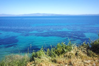 Nea Fokea, Chalkidiki, Orta Makedonya ve Yunanistan yakınlarındaki Kassandra kıyı şeridinin inanılmaz manzarası