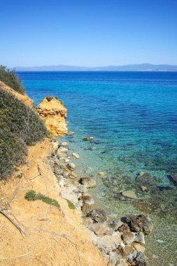 Nea Fokea, Chalkidiki, Orta Makedonya ve Yunanistan yakınlarındaki Kassandra kıyı şeridinin inanılmaz manzarası