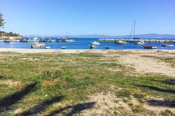 Nea Fokea, Chalkidiki, Orta Makedonya ve Yunanistan yakınlarındaki Kassandra kıyı şeridinin inanılmaz manzarası