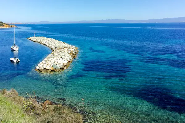 Nea Fokea, Chalkidiki, Orta Makedonya ve Yunanistan yakınlarındaki Kassandra kıyı şeridinin inanılmaz manzarası