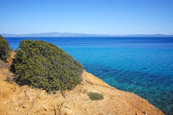 Nea Fokea, Chalkidiki, Orta Makedonya ve Yunanistan yakınlarındaki Kassandra kıyı şeridinin inanılmaz manzarası