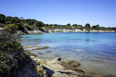 Karydi Sahili yakınlarındaki Sithonia kıyı şeridi, Chalkidiki, Orta Makedonya, Yunanistan