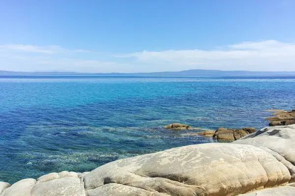 Karydi Sahili yakınlarındaki Sithonia kıyı şeridi, Chalkidiki, Orta Makedonya, Yunanistan