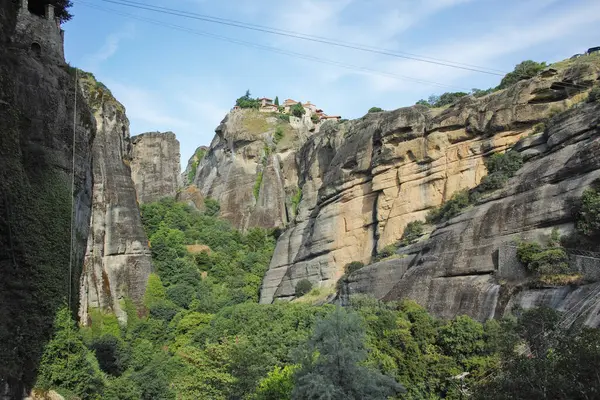 Meteora Manastırları, Teselya, Yunanistan 'ın Bahar Panoramik Manastırı