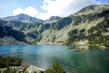 Bulgaristan 'ın Banderitsa Bölgesi yakınlarındaki Pirin Dağı' nın Şaşırtıcı Manzarası