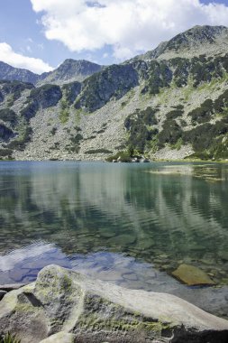 Bulgaristan 'ın Banderitsa Bölgesi yakınlarındaki Pirin Dağı' nın Şaşırtıcı Manzarası