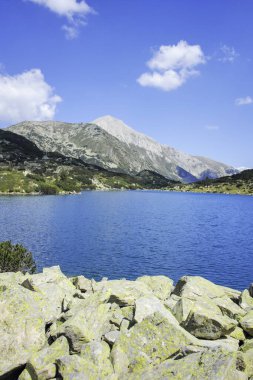 Bulgaristan 'ın Banderitsa Bölgesi yakınlarındaki Pirin Dağı' nın Şaşırtıcı Manzarası