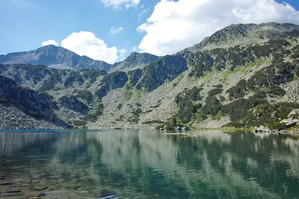 Bulgaristan 'ın Banderitsa Bölgesi yakınlarındaki Pirin Dağı' nın Şaşırtıcı Manzarası
