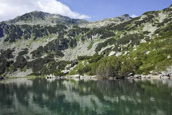 Bulgaristan 'ın Banderitsa Bölgesi yakınlarındaki Pirin Dağı' nın Şaşırtıcı Manzarası
