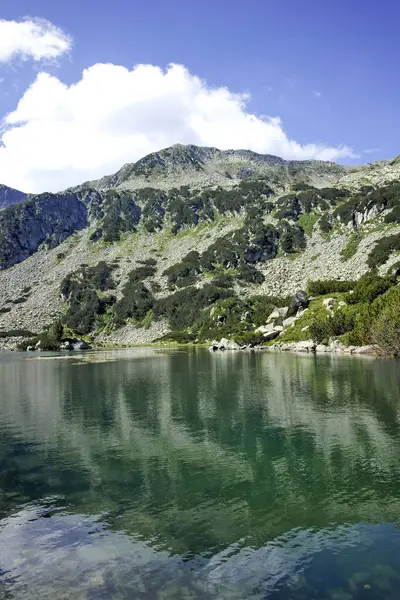Bulgaristan 'ın Banderitsa Bölgesi yakınlarındaki Pirin Dağı' nın Şaşırtıcı Manzarası