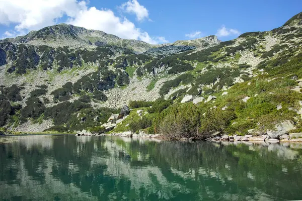 Bulgaristan 'ın Banderitsa Bölgesi yakınlarındaki Pirin Dağı' nın Şaşırtıcı Manzarası