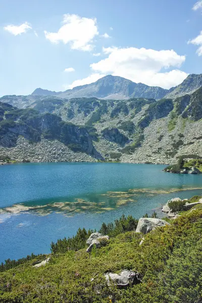 Bulgaristan 'ın Banderitsa Bölgesi yakınlarındaki Pirin Dağı' nın Şaşırtıcı Manzarası