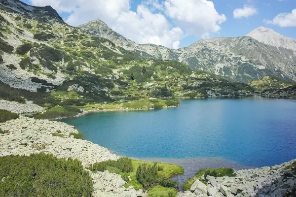 Bulgaristan 'ın Banderitsa Bölgesi yakınlarındaki Pirin Dağı' nın Şaşırtıcı Manzarası