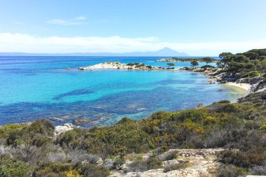 Karydi Sahili yakınlarındaki Sithonia kıyı şeridi, Chalkidiki, Orta Makedonya, Yunanistan