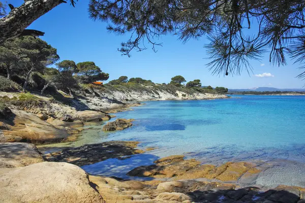 Karydi Sahili yakınlarındaki Sithonia kıyı şeridi, Chalkidiki, Orta Makedonya, Yunanistan