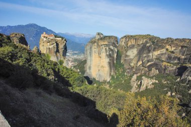 Meteora Manastırları, Teselya, Yunanistan 'ın Bahar Panoramik Manastırı