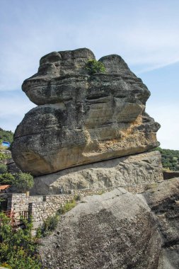 Meteora Manastırları, Teselya, Yunanistan 'ın Bahar Panoramik Manastırı