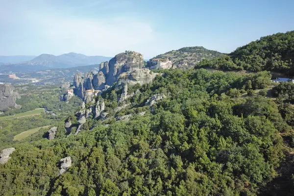 Meteora Manastırları, Teselya, Yunanistan 'ın Bahar Panoramik Manastırı