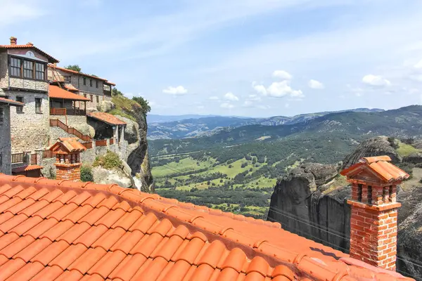 Meteora Manastırları, Teselya, Yunanistan 'ın Bahar Panoramik Manastırı