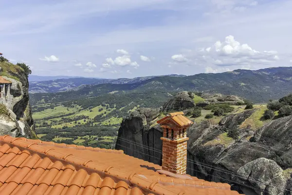 Meteora Manastırları, Teselya, Yunanistan 'ın Bahar Panoramik Manastırı