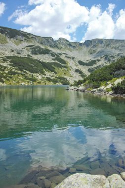 Bulgaristan 'ın Banderitsa Bölgesi yakınlarındaki Pirin Dağı' nın Şaşırtıcı Manzarası