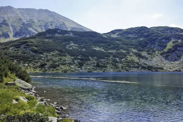 Bulgaristan 'ın Banderitsa Bölgesi yakınlarındaki Pirin Dağı' nın Şaşırtıcı Manzarası