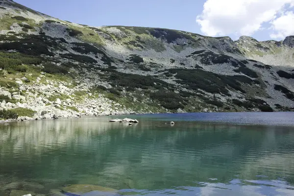 Bulgaristan 'ın Banderitsa Bölgesi yakınlarındaki Pirin Dağı' nın Şaşırtıcı Manzarası
