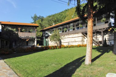 Sırbistan 'ın Ortaçağ Temski manastırının panoramik manzarası Aziz George, Pirot Bölgesi