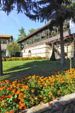Sırbistan 'ın Ortaçağ Temski manastırının panoramik manzarası Aziz George, Pirot Bölgesi