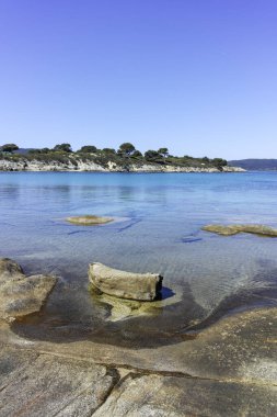 Karydi Sahili yakınlarındaki Sithonia kıyı şeridi, Chalkidiki, Orta Makedonya, Yunanistan