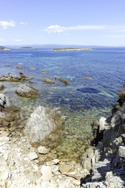 Karydi Sahili yakınlarındaki Sithonia kıyı şeridi, Chalkidiki, Orta Makedonya, Yunanistan