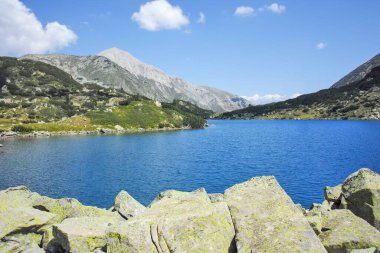 Bulgaristan 'ın Banderitsa Bölgesi yakınlarındaki Pirin Dağı' nın Şaşırtıcı Manzarası