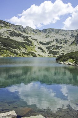 Bulgaristan 'ın Banderitsa Bölgesi yakınlarındaki Pirin Dağı' nın Şaşırtıcı Manzarası