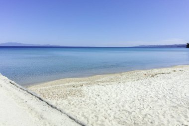 Kallithea, Chalkidiki, Orta Makedonya ve Yunanistan yakınlarındaki Kassandra kıyı şeridinin inanılmaz manzarası
