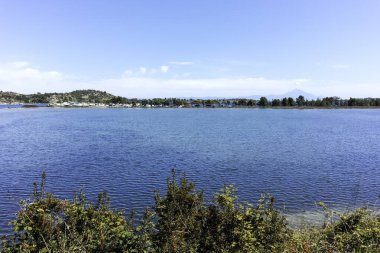 Lagonisi Sahili yakınlarındaki Sithonia kıyı şeridi, Chalkidiki, Orta Makedonya, Yunanistan