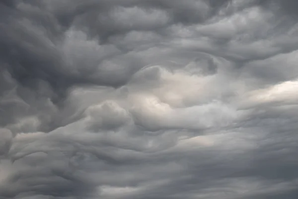 Καταιγίδα Και Σύννεφα Που Σχηματίζουν — Φωτογραφία Αρχείου