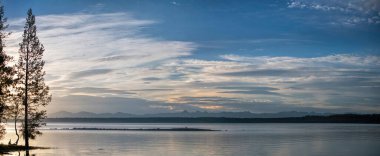 Yellowstone Park 'taki Grant Gölü