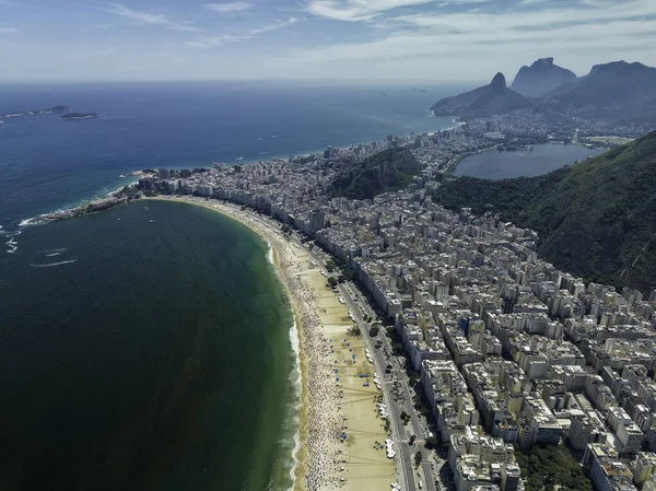 Vysokoúhlý Letecký Výhled Copacabana Ipanema Beach Slunečného Letního Dne City — Stock fotografie