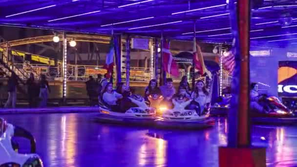 Rovigo Italië Oktober 2022 Botsauto Verpletteren Kermis Pretpark Met Lunaparkverlichting — Stockvideo