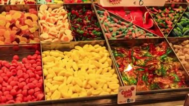 Şeker tezgahının ayrıntıları lunaparkta