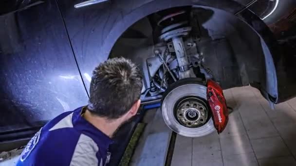Milan Italy October 2022 Mechanic Hands Detail Maintenance Car Suspension — Stock Video