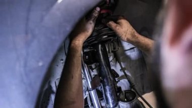 Araç süspansiyonu bakım çağrıştırıcı olay yeri