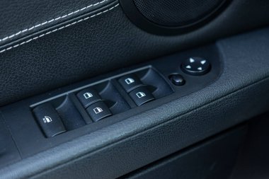 Araba penceresi düğmeleri makro detay
