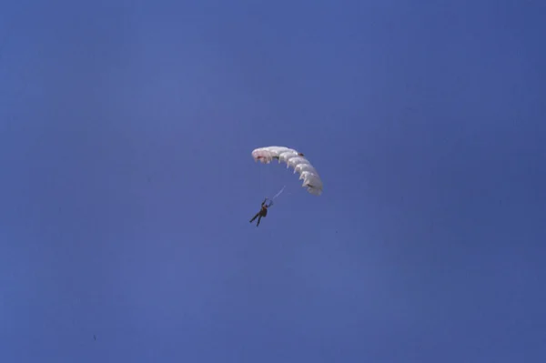 Fiumicino Italy May 1979 Parachute Sky Scene 70S — Stock Photo, Image