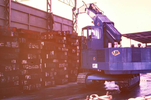 Rom Italien Maj 1979 Arbete Lastbil Bulldozer Scen Talet — Stockfoto